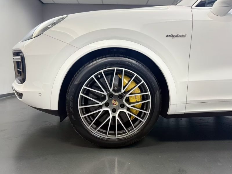 PORSCHE CAYENNE TURBO S E-HYBRID INNO VISION NOCTURNE