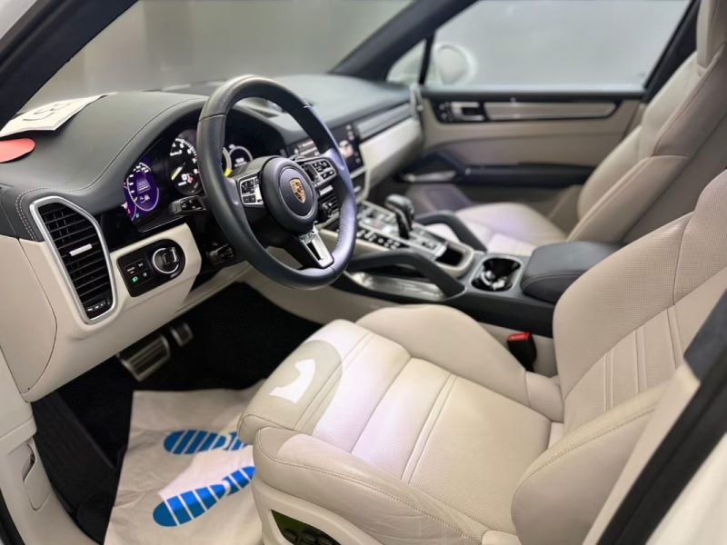 PORSCHE CAYENNE TURBO S E-HYBRID INNO VISION NOCTURNE