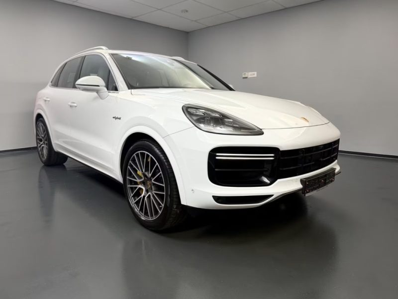 PORSCHE CAYENNE TURBO S E-HYBRID INNO VISION NOCTURNE