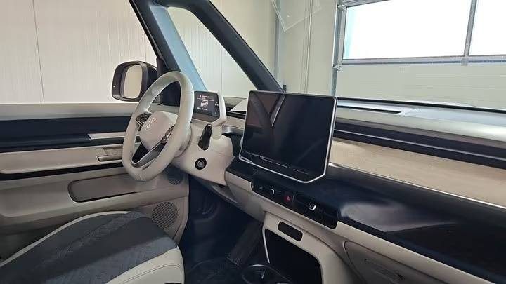 VOLKSWAGEN ID BUZZ PRO 210KWH STYLE 5 PLACES ACC 360