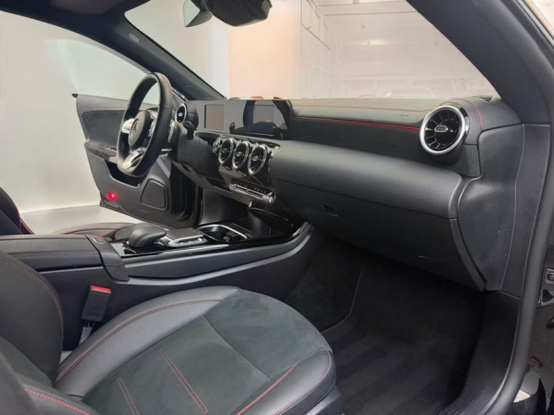 MERCEDES CLA COUPE 250E HYBRIDE 218CH AMG LINE