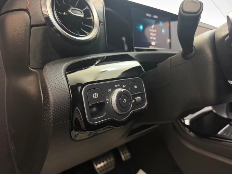 MERCEDES CLA COUPE 250E HYBRIDE 218CH AMG LINE