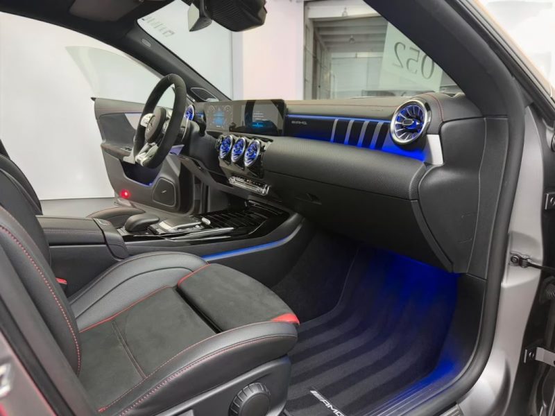 MERCEDES CLA COUPE 45 AMG 387CH PANO SIEGES PERFORMANCE