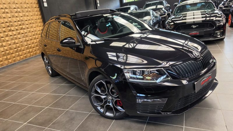 SKODA OCTAVIA SKODA OCTAVIA COMBI 2.0 TSI 220 RS DSG*PANO*CANTON*CUIR*XENON