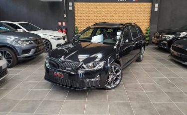 SKODA OCTAVIA SKODA OCTAVIA COMBI 2.0 TSI 220 RS DSG*PANO*CANTON*CUIR*XENON