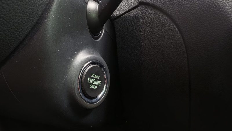SKODA OCTAVIA SKODA OCTAVIA COMBI 2.0 TSI 220 RS DSG*PANO*CANTON*CUIR*XENON