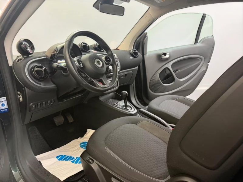 SMART FORTWO COUPE EQ PRIME 22KWH 82CH