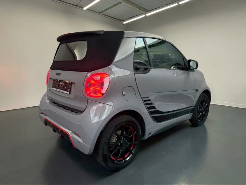 SMART FORTWO CABRIO TAILOR MADE ÉDITION 1 BRABUS 22KW 