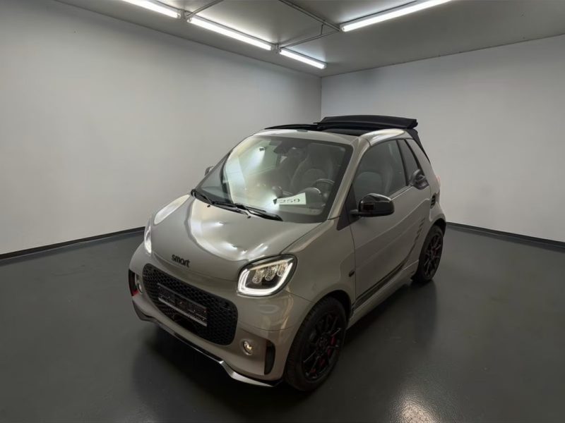 SMART FORTWO CABRIO TAILOR MADE ÉDITION 1 BRABUS 22KW 
