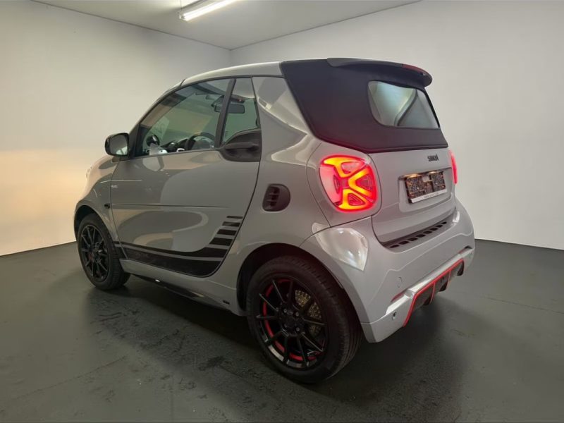 SMART FORTWO CABRIO TAILOR MADE ÉDITION 1 BRABUS 22KW 