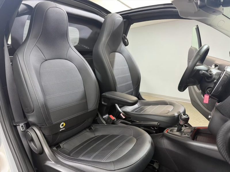 SMART FORTWO CABRIO TAILOR MADE ÉDITION 1 BRABUS 22KW 
