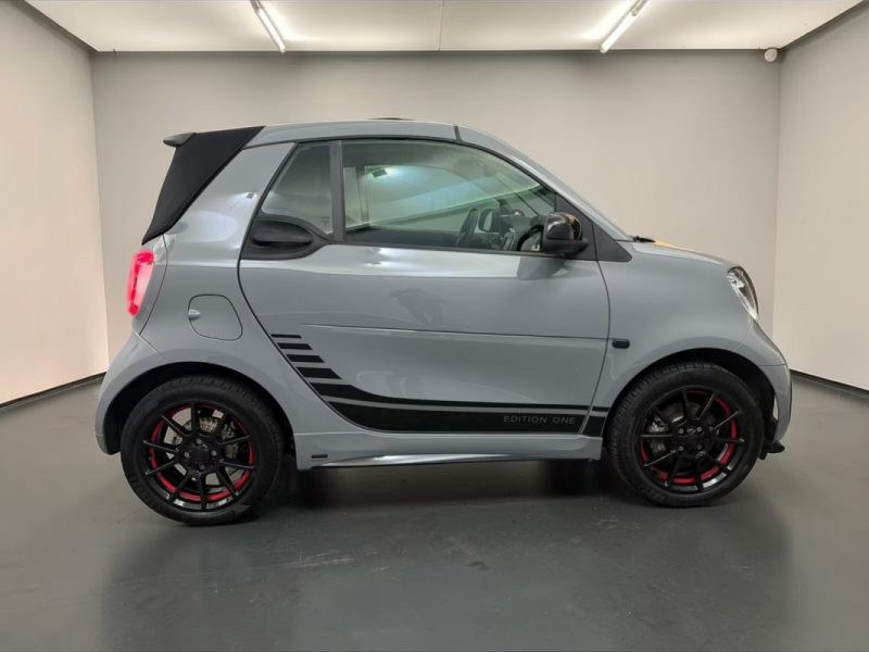 SMART FORTWO CABRIO TAILOR MADE ÉDITION 1 BRABUS 22KW 