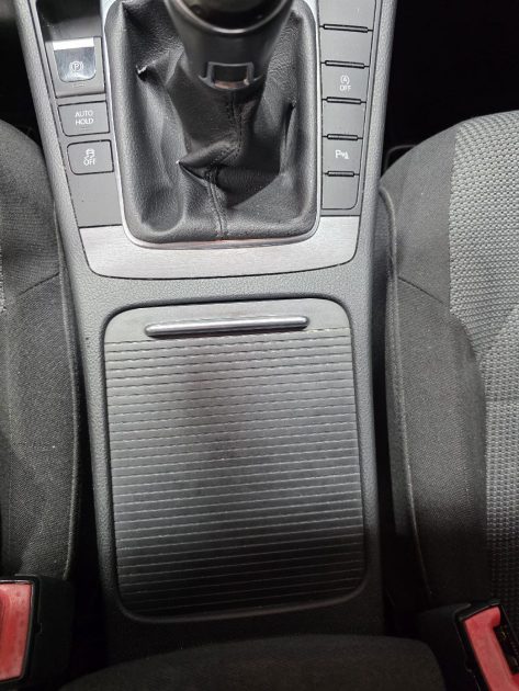 VOLKSWAGEN PASSAT SW 1.6 TDI 105 DESIGN EDITION , Carnet d'Entretien, Climatisation, Garantie