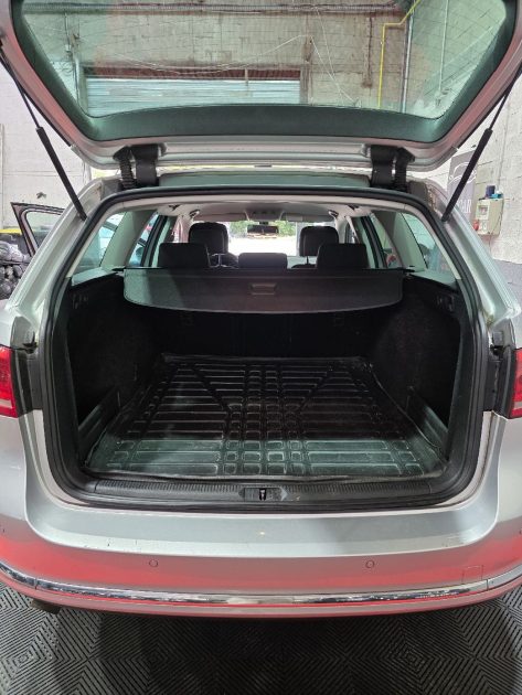 VOLKSWAGEN PASSAT SW 1.6 TDI 105 DESIGN EDITION , Carnet d'Entretien, Climatisation, Garantie
