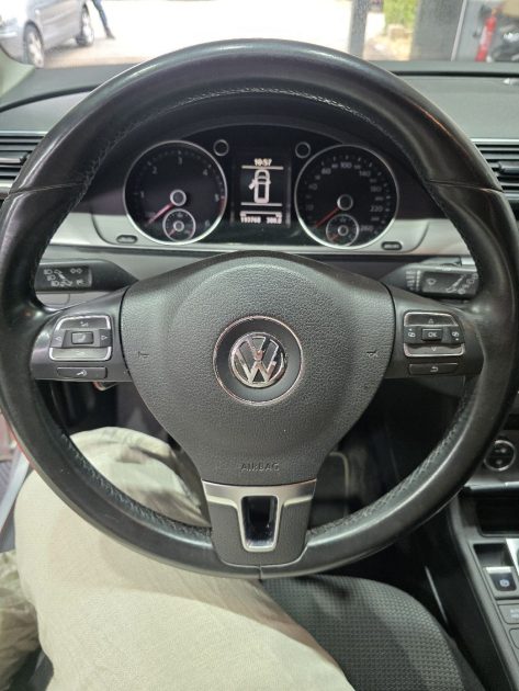 VOLKSWAGEN PASSAT SW 1.6 TDI 105 DESIGN EDITION , Carnet d'Entretien, Climatisation, Garantie