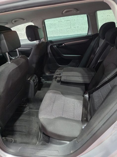 VOLKSWAGEN PASSAT SW 1.6 TDI 105 DESIGN EDITION , Carnet d'Entretien, Climatisation, Garantie