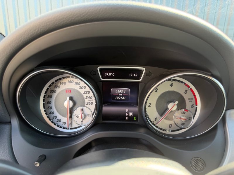 MERCEDES-BENZ Classe GLA 220 Pack AMG 2.1 CDi 16V 7G-DCT 170 cv Boîte auto / Suivi Complet Mercedes