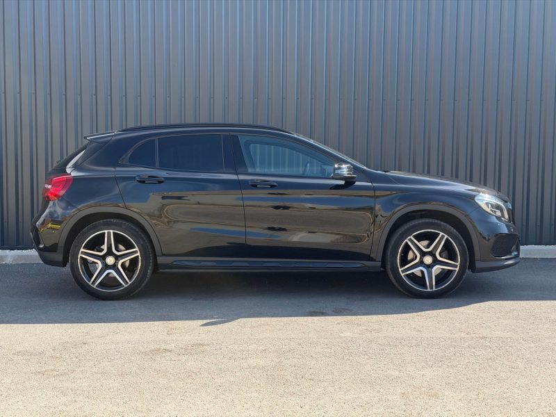MERCEDES-BENZ Classe GLA 220 Pack AMG 2.1 CDi 16V 7G-DCT 170 cv Boîte auto / Suivi Complet Mercedes