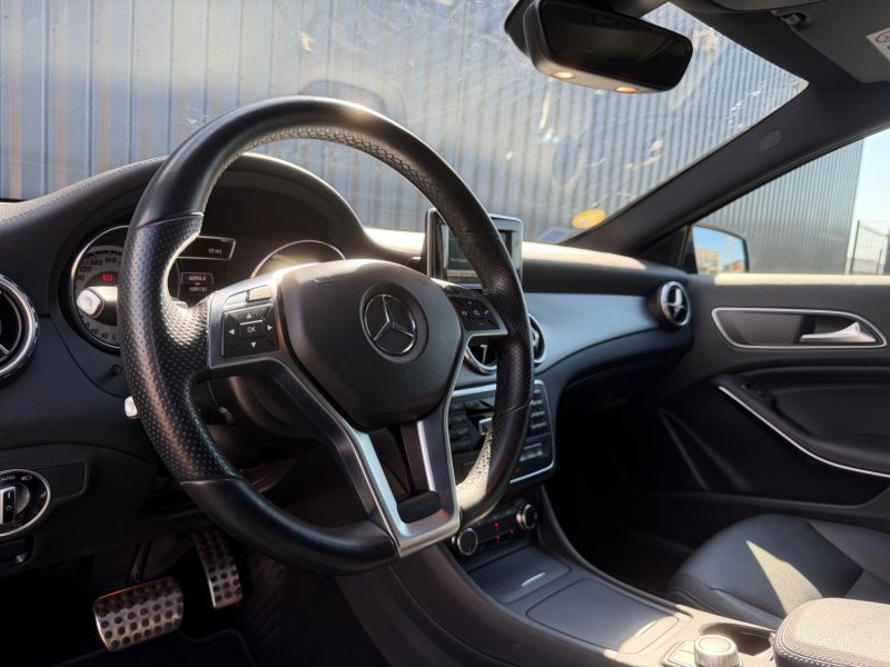 MERCEDES-BENZ Classe GLA 220 Pack AMG 2.1 CDi 16V 7G-DCT 170 cv Boîte auto / Suivi Complet Mercedes