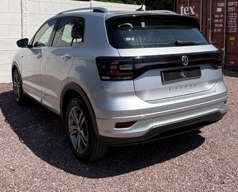 Volkswagen T-Cross R-Line 1.6 Tdi 95Ch Dsg7 (Caméra de recul | Apple Carplay | Feux Led)