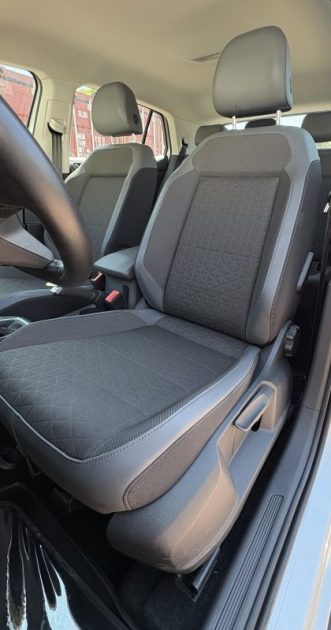 Volkswagen T-Cross R-Line 1.6 Tdi 95Ch Dsg7 (Caméra de recul | Apple Carplay | Feux Led)