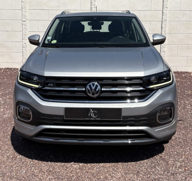 Volkswagen T-Cross R-Line 1.6 Tdi 95Ch Dsg7 (Caméra de recul | Apple Carplay | Feux Led)