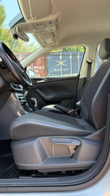 Volkswagen T-Cross R-Line 1.6 Tdi 95Ch Dsg7 (Caméra de recul | Apple Carplay | Feux Led)