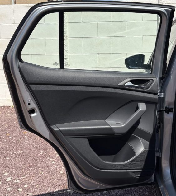 Volkswagen T-Cross R-Line 1.6 Tdi 95Ch Dsg7 (Caméra de recul | Apple Carplay | Feux Led)