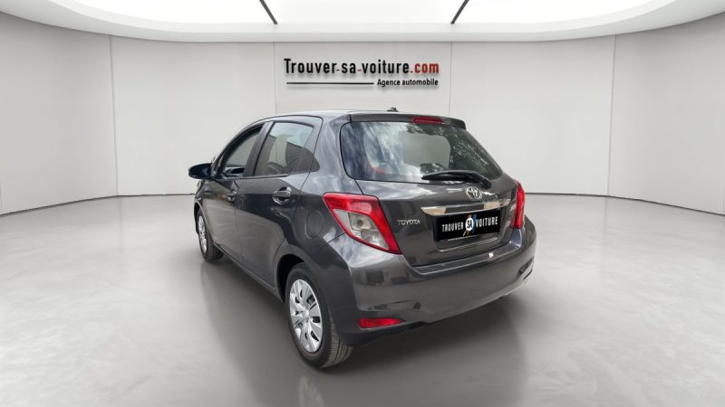 TOYOTA YARIS 1.3L DUAL VVT I LOUNGE 100ch 5 PORTES