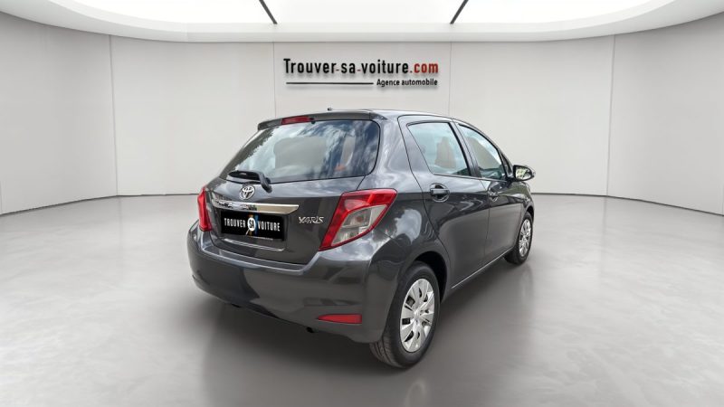 TOYOTA YARIS 1.3L DUAL VVT I LOUNGE 100ch 5 PORTES