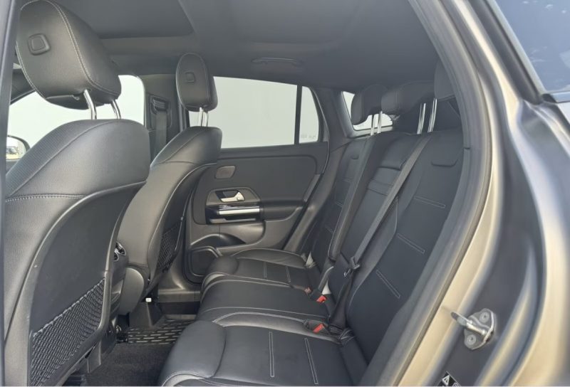 MERCEDES GLA 35 AMG  4M NIGHT HUD ATTELAGE PANO