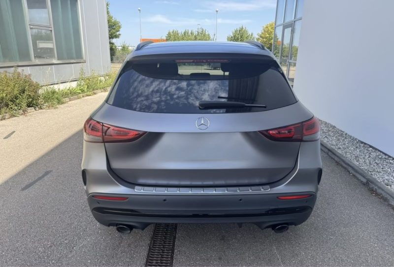 MERCEDES GLA 35 AMG  4M NIGHT HUD ATTELAGE PANO
