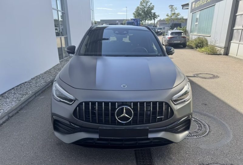 MERCEDES GLA 35 AMG  4M NIGHT HUD ATTELAGE PANO