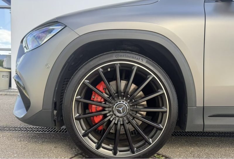 MERCEDES GLA 35 AMG  4M NIGHT HUD ATTELAGE PANO