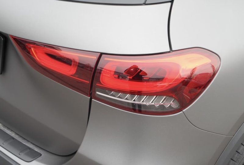MERCEDES GLA 35 AMG  4M NIGHT HUD ATTELAGE PANO
