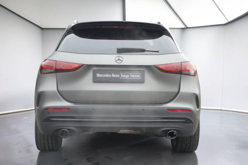 MERCEDES GLA 35 AMG  4M NIGHT HUD ATTELAGE PANO