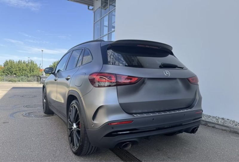 MERCEDES GLA 35 AMG  4M NIGHT HUD ATTELAGE PANO