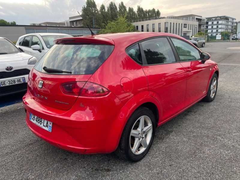 SEAT LEON 1.6 TDI 105 REFERENCE ECOMOTIVE 
