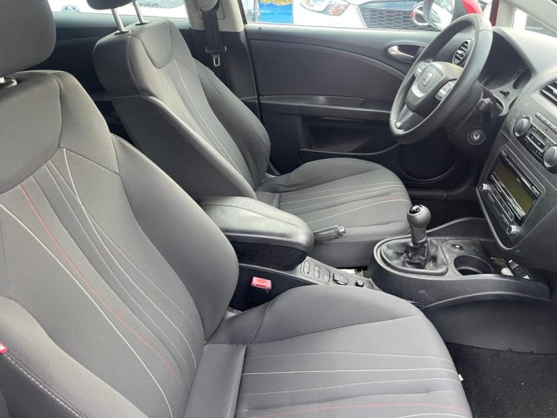 SEAT LEON 1.6 TDI 105 REFERENCE ECOMOTIVE 