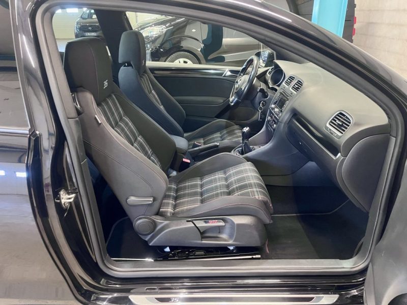 VOLKSWAGEN Golf 6 GTI Edition 35 2.0 TFSI 235ch BVM6 3 portes
