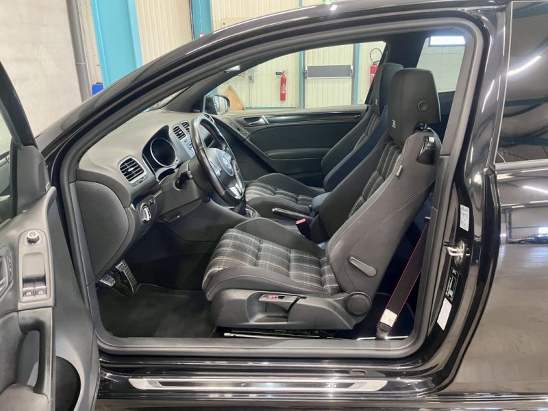 VOLKSWAGEN Golf 6 GTI Edition 35 2.0 TFSI 235ch BVM6 3 portes