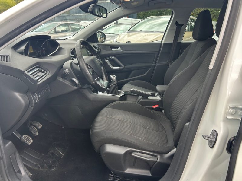 PEUGEOT 308  1.6 HDI 92CH FAP BVM5 ACTIVE