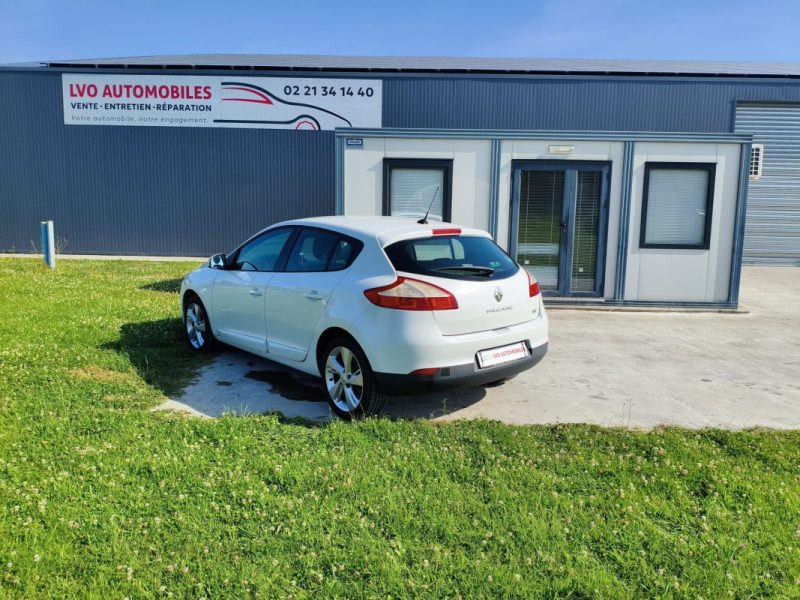 Renault Megane 1.5 dCi Dynamique 110 ch garantie 12 mois Bluetooth - régulateur-clim auto bizone