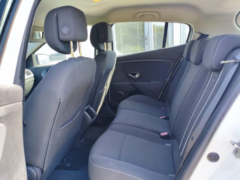 Renault Megane 1.5 dCi Dynamique 110 ch garantie 12 mois Bluetooth - régulateur-clim auto bizone