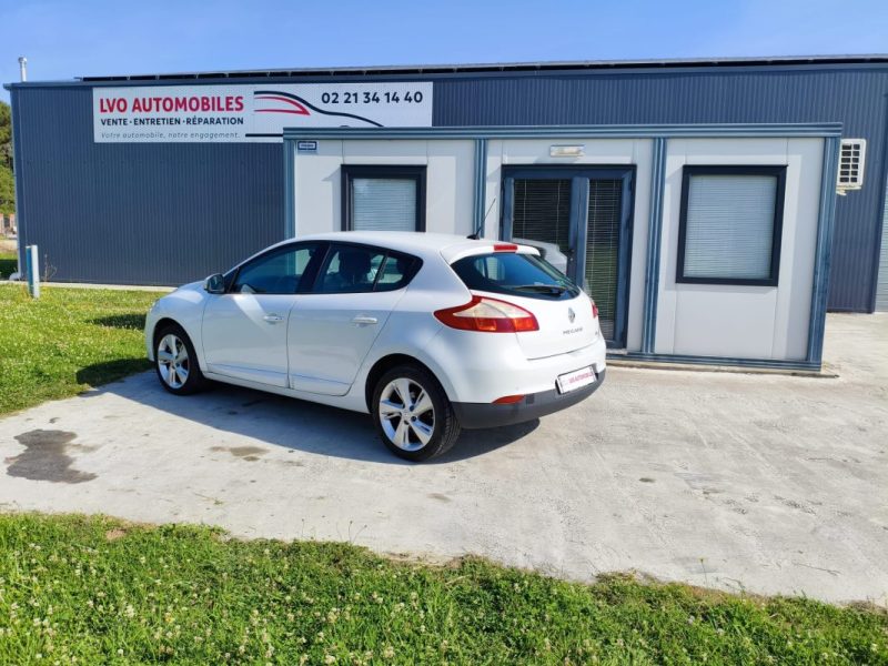 Renault Megane 1.5 dCi Dynamique 110 ch garantie 12 mois Bluetooth - régulateur-clim auto bizone