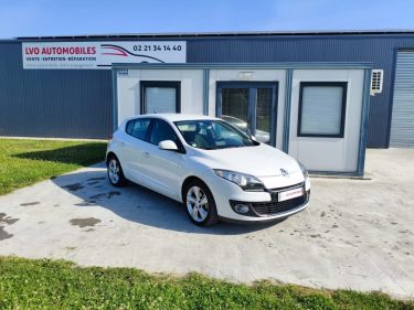 Renault Megane 1.5 dCi Dynamique 110 ch garantie 12 mois Bluetooth - régulateur-clim auto bizone
