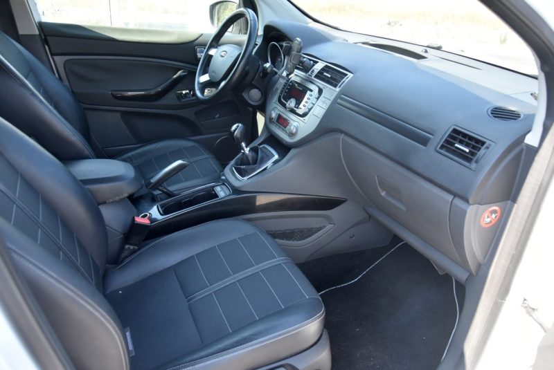 FORD KUGA 2.0 TDCI 163 TITANIUM 4X4 -DISTRI NEUVE 2012