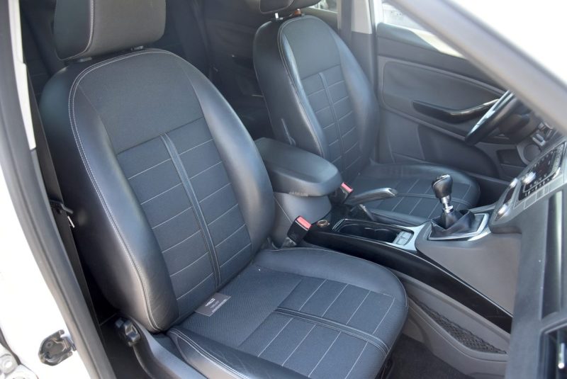 FORD KUGA 2.0 TDCI 163 TITANIUM 4X4 -DISTRI NEUVE 2012
