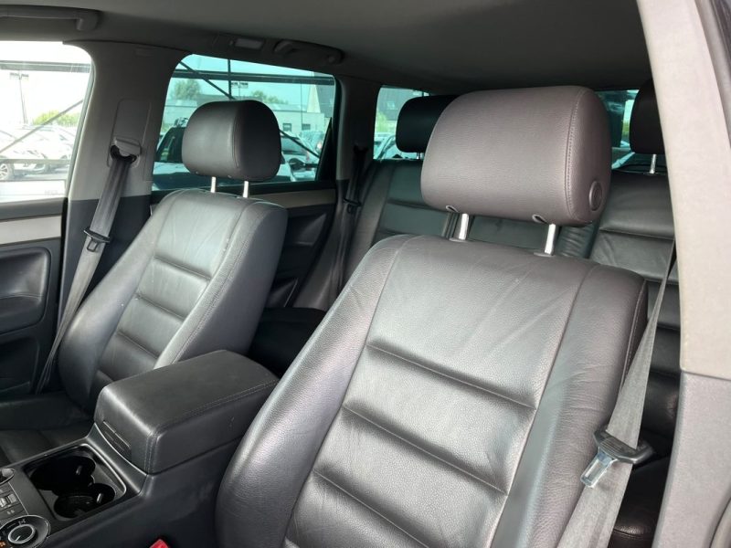 🚘 VOLKSWAGEN TOUAREG 3.0 V6 TDI 225 Ch🔗 Attelage 🛋️ Intérieur cuir 🔥 Sièges chauffants