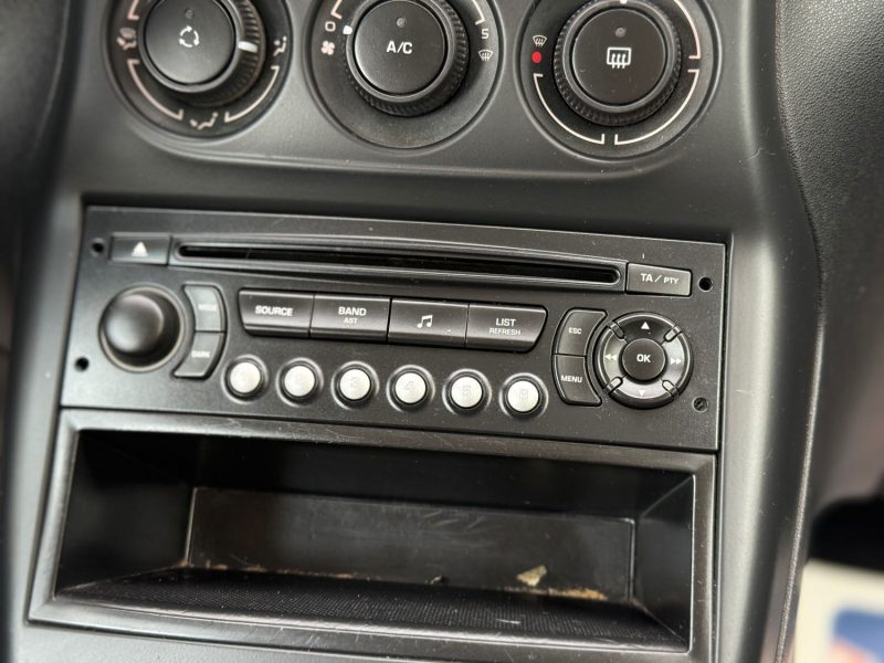 Citroën C3 1.4 VTi 95ch Passion Bleu - Clim - Regulateur - Révisée & Garantie 6 mois
